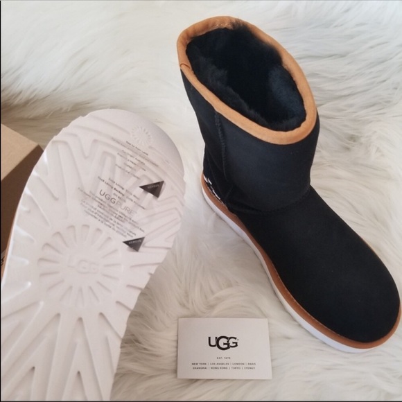🎈VERY FEW LEFT🎈UGG NWT 6,7 ONLY left - Picture 4 of 7